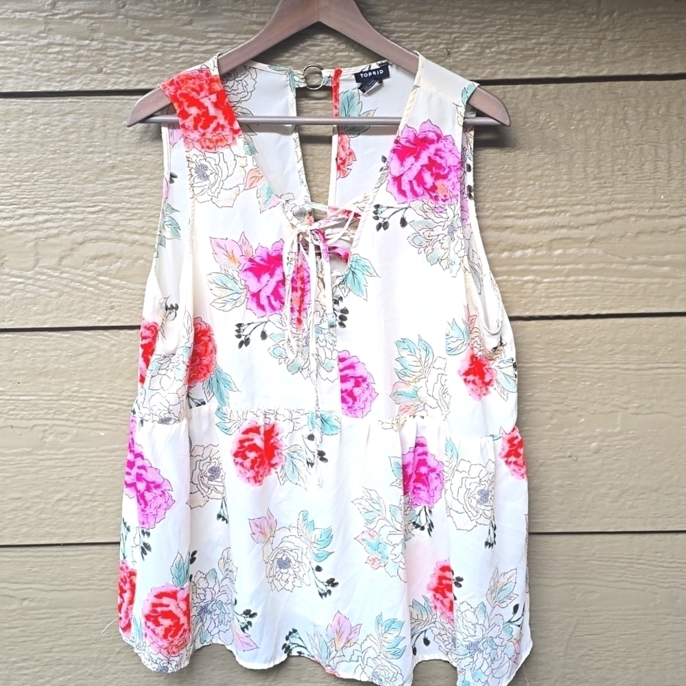 Torrid Ivory Floral Lace-Up Georgette Babydoll 2x - Picture 5 of 10